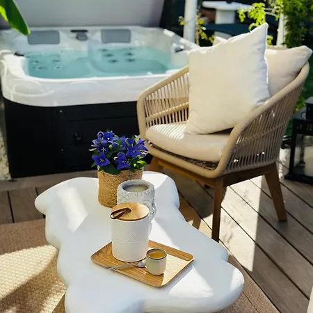 Appartement Sejour Detente! Jacuzzi + Jardin Prives Saint-Raphaël